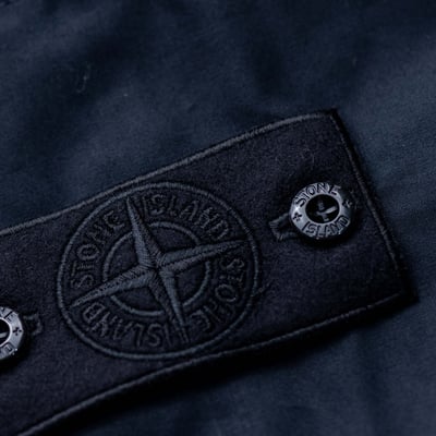Stone Island Ghost 拉鍊口袋工作短褲 黑6