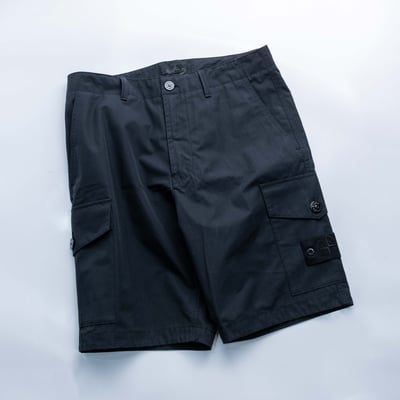 Stone Island Ghost 幽靈防風工裝短褲 黑3