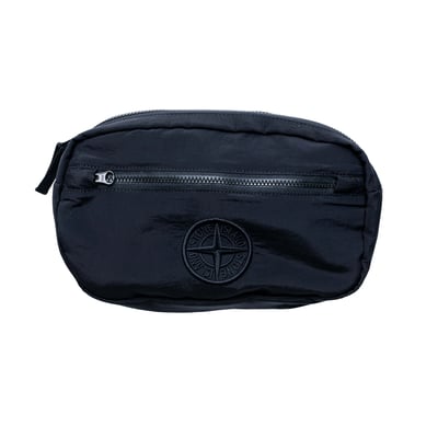 Stone Island 金屬尼龍小包 黑1