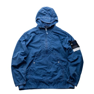 Stone Island 丹寧系列 半拉鏈衝鋒外套 靛色1