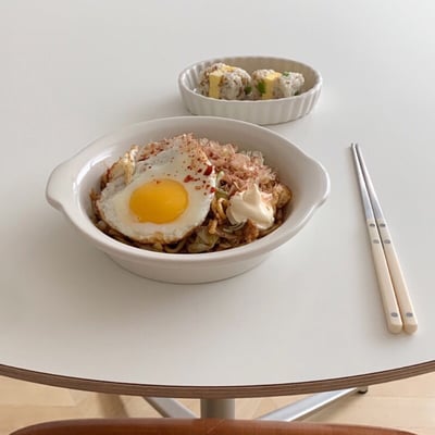 Tuxton Eggshell 乳白雙耳焗烤盤1