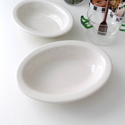 Tuxton Eggshell 橢圓深盤4