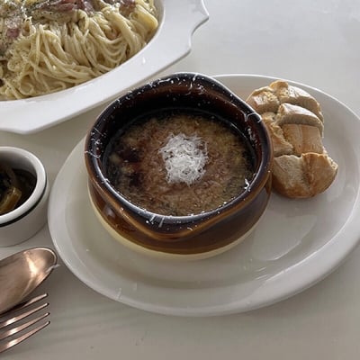 Tuxton 雙色烤盅1