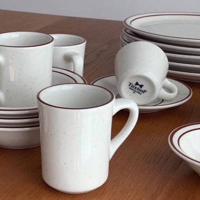 Tuxton Emerald/bahamas綠色/棕色芝麻馬克杯1