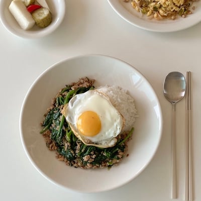 Tuxton eggshell 淺湯盤6