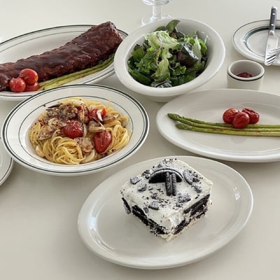 Tuxton Eggshell 橢圓深盤2