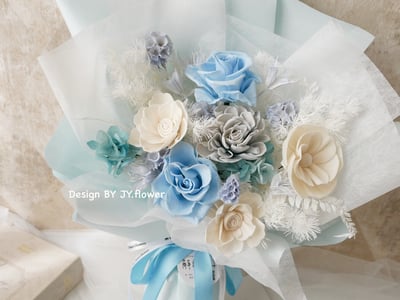 中大型韓式永生玫瑰花束【蔚藍】2