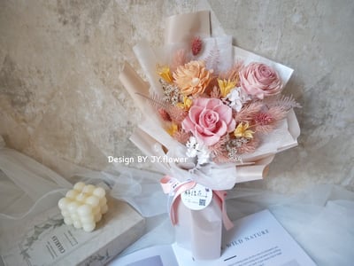中小型永生玫瑰花束【柔黃杏粉】1