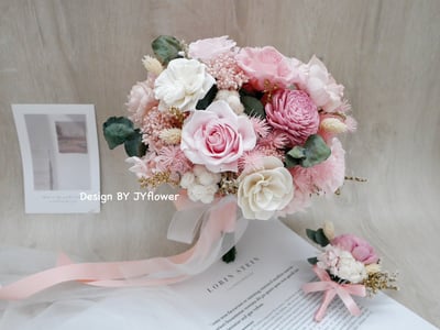 自然型手綁不凋捧花【粉白流金】4