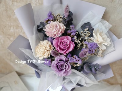 中大型永生玫瑰花束【紫鳶】2
