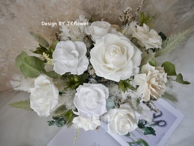 自然型手綁不凋捧花【純粹白系】2