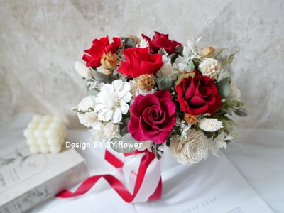 自然型手綁不凋捧花【嫣紅柔綠】1