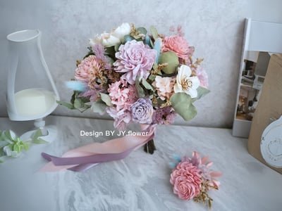 自然型手綁乾燥花捧花【花漾輕舞】1