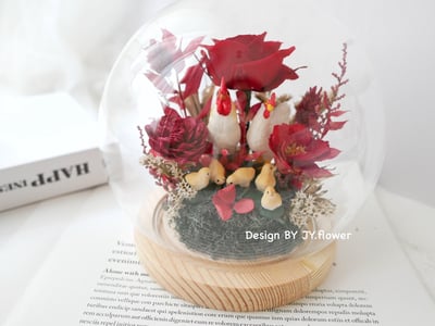 永生玫瑰水晶球玻璃罩帶路雞夜燈【好運當紅】1