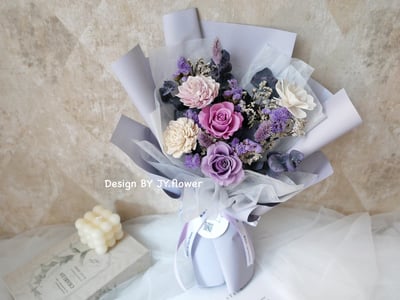 中大型永生玫瑰花束【紫鳶】1