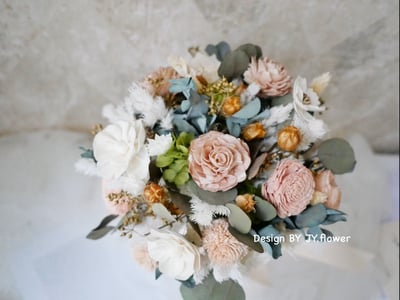 自然型手綁乾燥花分束捧花【可可膚粉】2