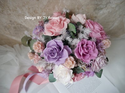 自然型手綁不凋花分束捧花【浪漫粉紫】3