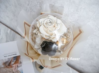 波波球小款小香風永生玫瑰花束【奢華白金】3