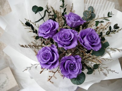 中大型永生玫瑰花束【簡約藤紫】2