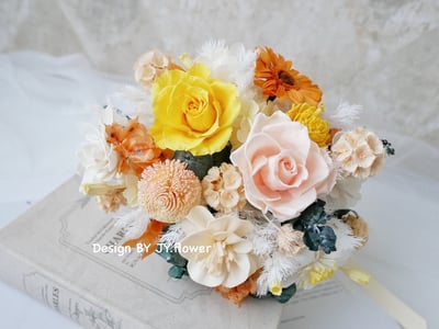 自然型手綁韓式不凋捧花【陽光普照】3