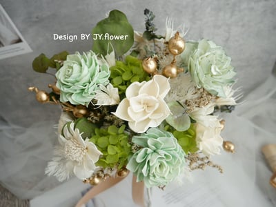 自然型手綁乾燥花捧花【夏日燦金】2