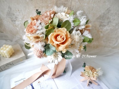 自然型手綁不凋花分束捧花【微光往事】1