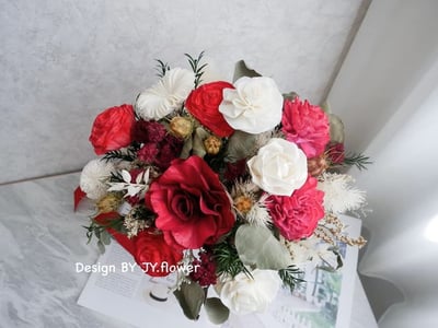 自然型手綁乾燥花分束捧花【嫣紅柔綠】2