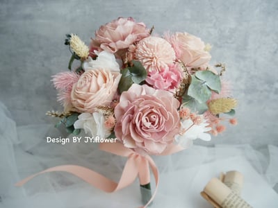 自然型手綁乾燥花捧花【輕柔粉霧】1