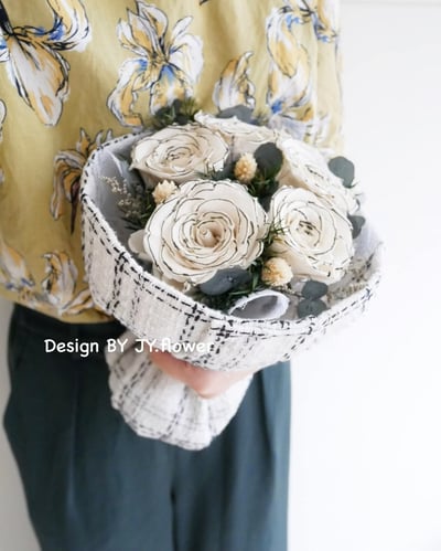 小香風永生玫瑰花束5朵【輕奢】4