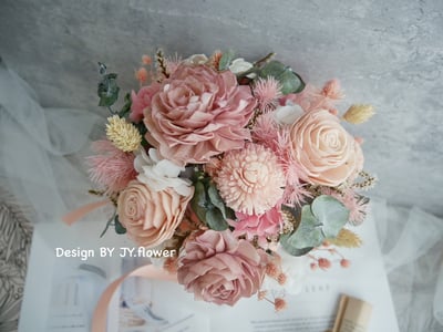 自然型手綁乾燥花捧花【輕柔粉霧】2