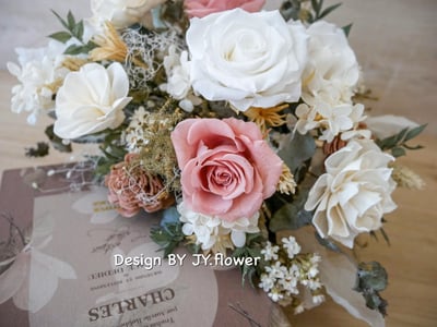 自然型手綁不凋捧花【豆沙奶白】3