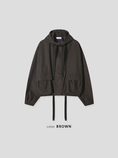 寬鬆闊版短款抗皺連帽衝鋒外套7