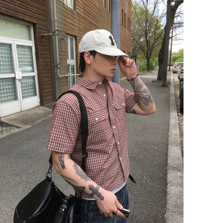 短版雙口袋格紋襯衫1