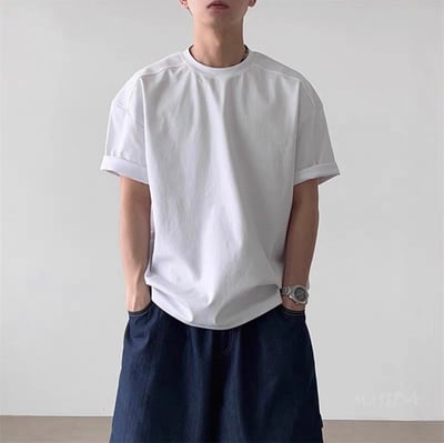 肩線前移立體版型素面T1