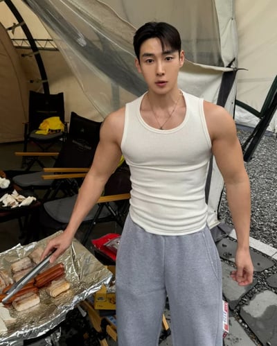修身高彈力肌肉背心8