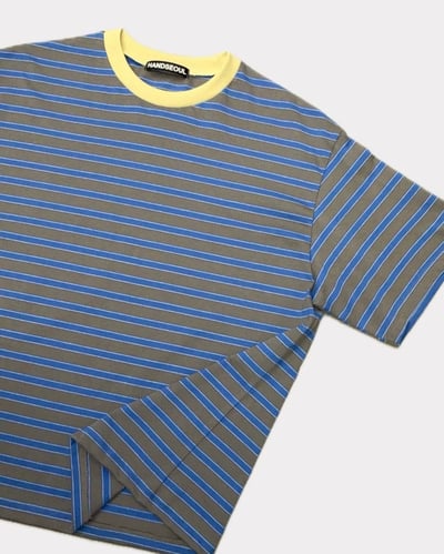 撞色領口寬版細條紋TEE8