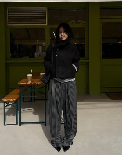 直條細紋高級闊腿西褲6