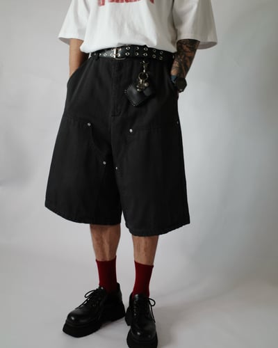 【fuchun】【🇰🇷】鉚釘設計百搭直筒短褲2