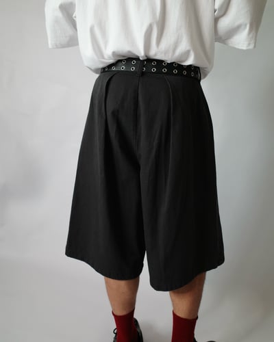 【fuchun】【🇰🇷】鉚釘設計百搭直筒短褲3
