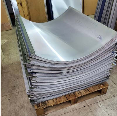 服務∣廢版回收Recycle offset plate1