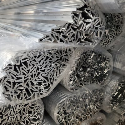 服務∣橡皮布代夾鋁條Service For Clipping Aluminum Bar4