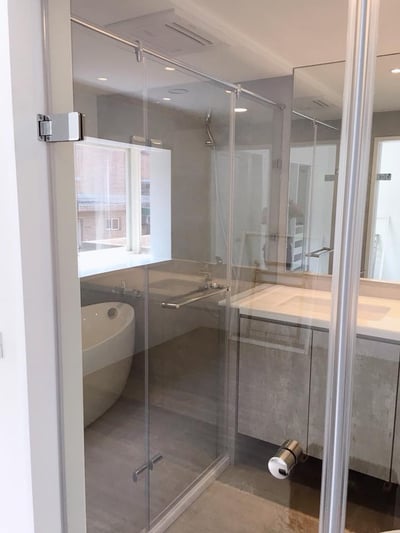 淋浴拉門乾溼分離 - 特殊造型門 JC-007.P6