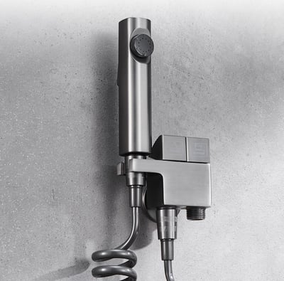 BS - 900 鐵灰黑色沖洗器 / 全配全銅款附按壓三通1