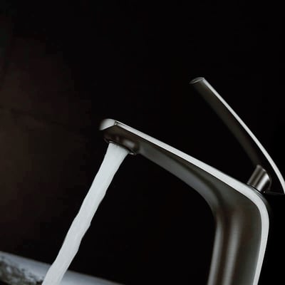 DE系列 - 弧身曲度設計面盆龍頭 - BW-1003333