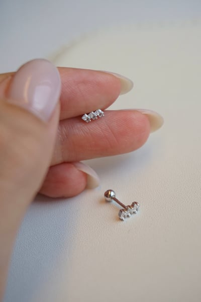 S925 Trio Cluster Stud Earrings 三鑽線條轉珠耳環3