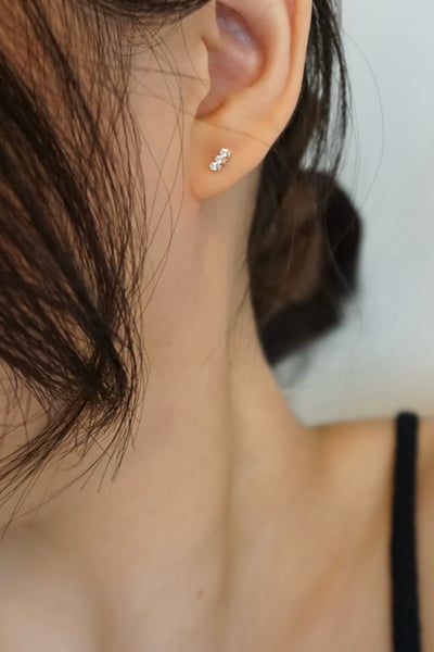 S925 Trio Cluster Stud Earrings 三鑽線條轉珠耳環5