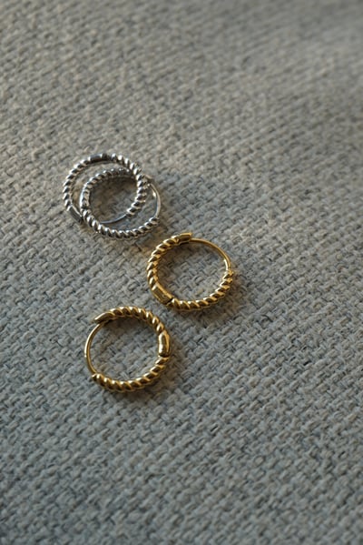 18K Twisted Hoop Earrings 編織圈圈耳扣1