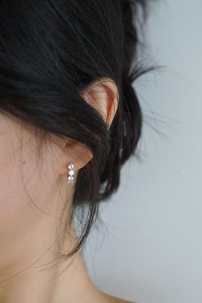 S925 Sparkling CZ Row Hoop Earrings 經典圓排鑽耳扣3