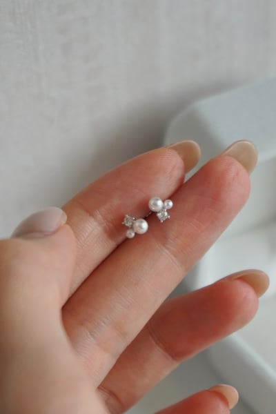 S925 Dainty Pearl Trio Studs 珍珠小鑽轉珠耳環4