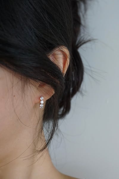 S925 Sparkling CZ Row Hoop Earrings 經典圓排鑽耳扣5
